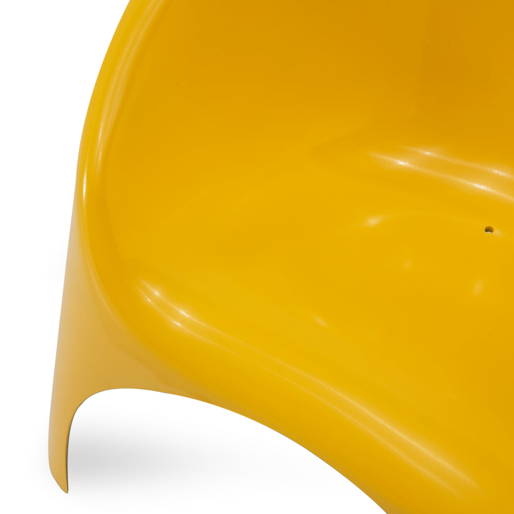 Bright Yellow Fiberglass Outdoor Bucket Chair