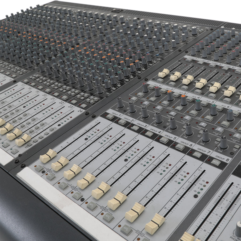 Mackie 48-Channel Soundboard