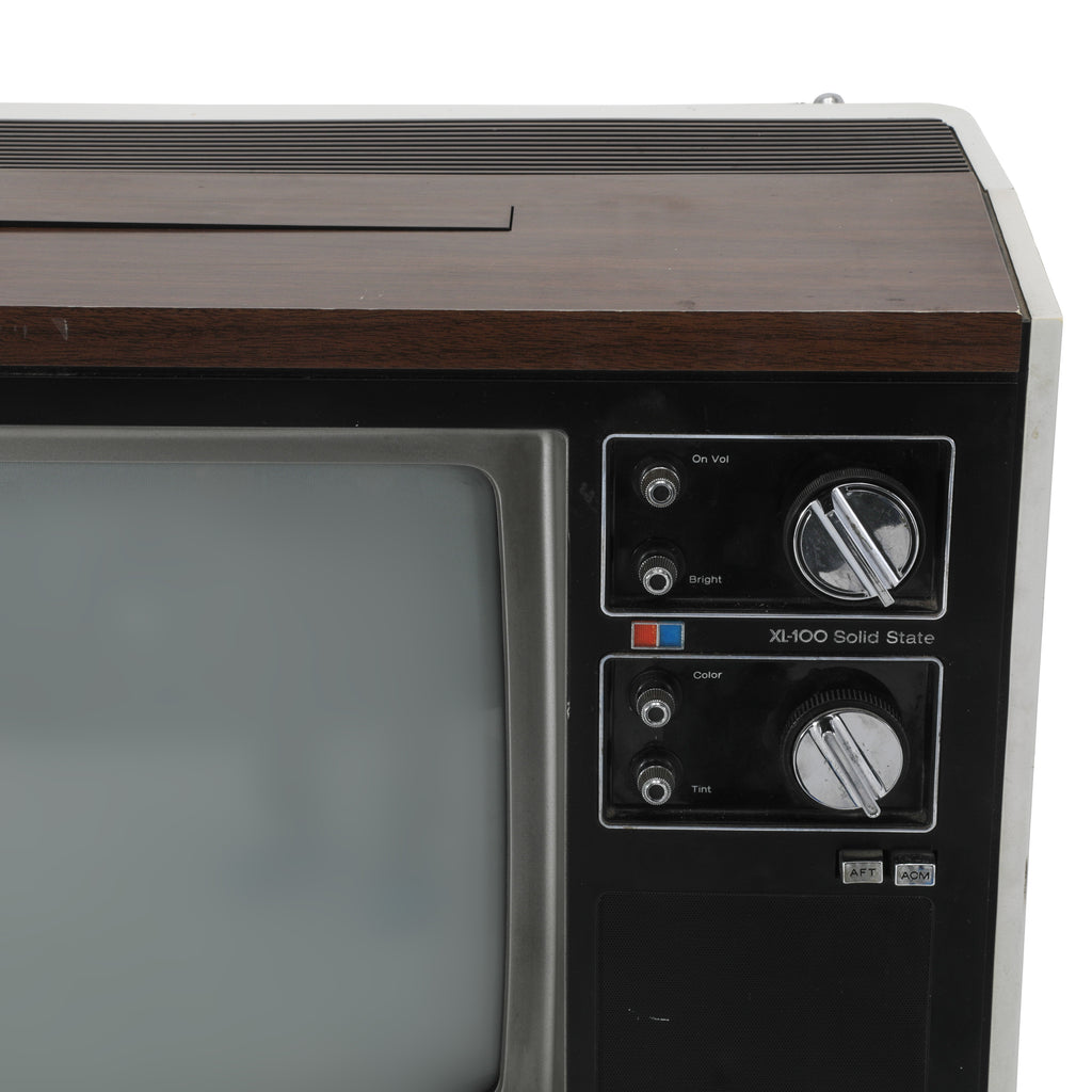 White & Wood RCA TV with Platform Base