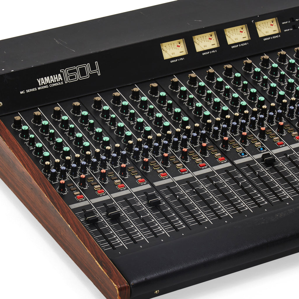 Yamaha Mixing Console Soundboard